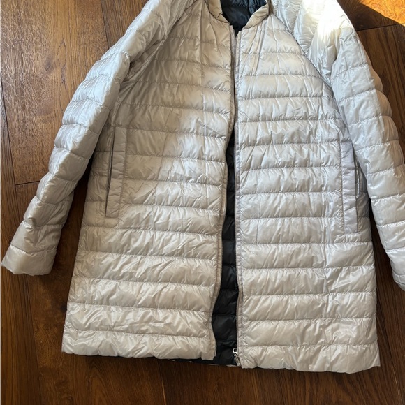 Athleta Dual-Tone Reversible Jacket in slate gray and Cream - Picture 4 of 6